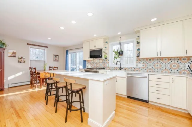 $549,000 | 148 Sullivan Street, Berwick, ME 03901