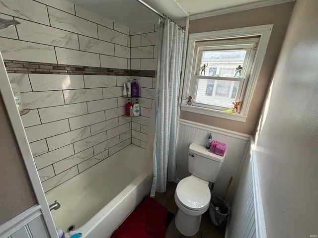 $117,500 | 1205 Nicholas Street, Unit 2, Vincennes, IN 47591