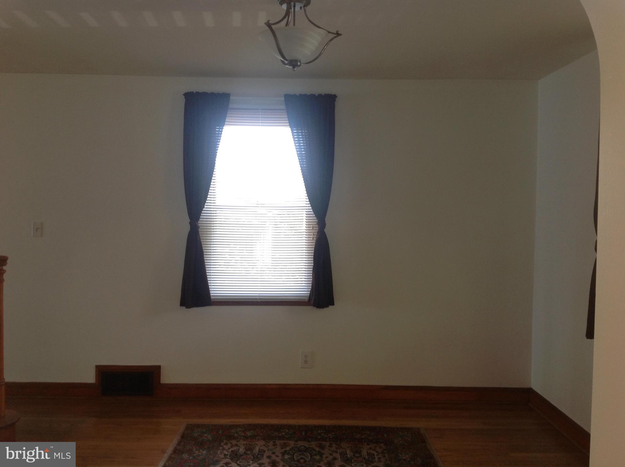 16 Granada Road Pasadena, MD 21122 - Photo 11 of 25 Dining Room