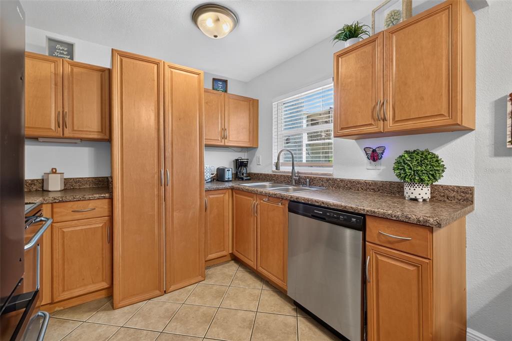 13125 Wilcox Road, Unit 15103 Largo, FL 33774 - Photo 8 of 17 Gallery Image 8