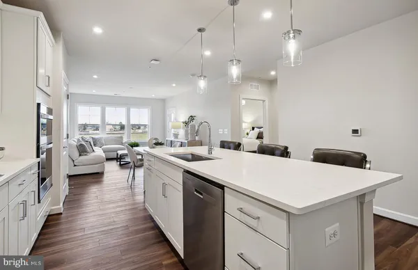 $458,465 | 5800 Moonstone Way, Unit 304, Haymarket, VA 20169
