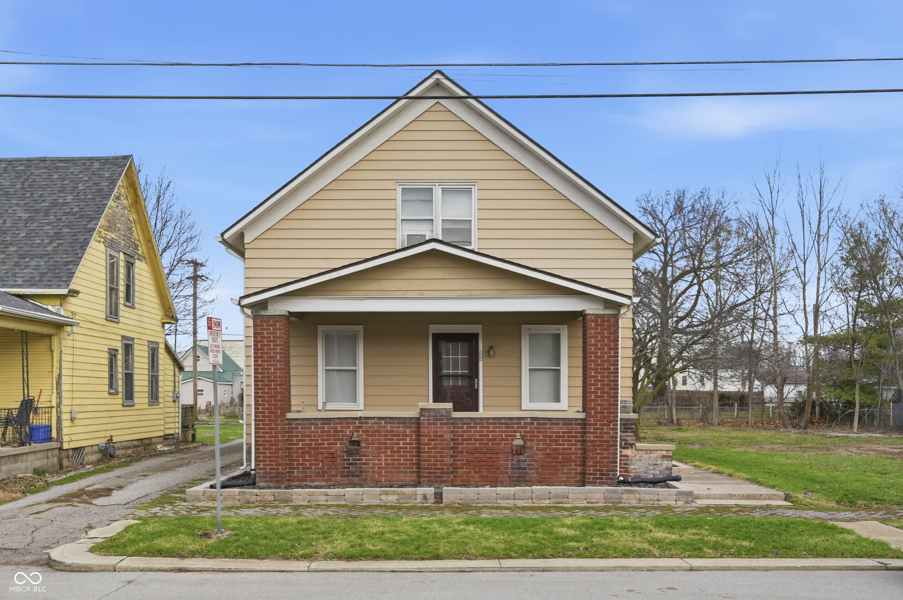 68 West 7th Street Peru, IN 46970 - Photo 3 of 20