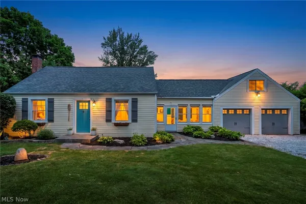 $370,000 | 3789 Hummel Drive, Akron, OH 44319
