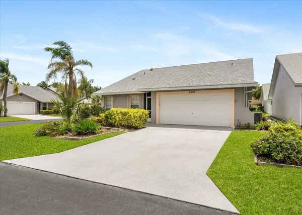 $389,999 | 3897 Dafilee Circle, West Palm Beach, FL 33417