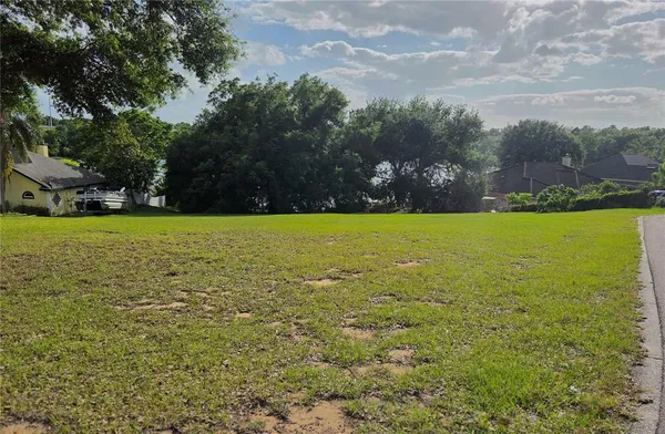 $200,000 | 1408 Westmoreland Avenue, Eustis, FL 32726