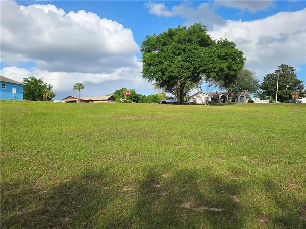 $200,000 | 1408 Westmoreland Avenue, Eustis, FL 32726