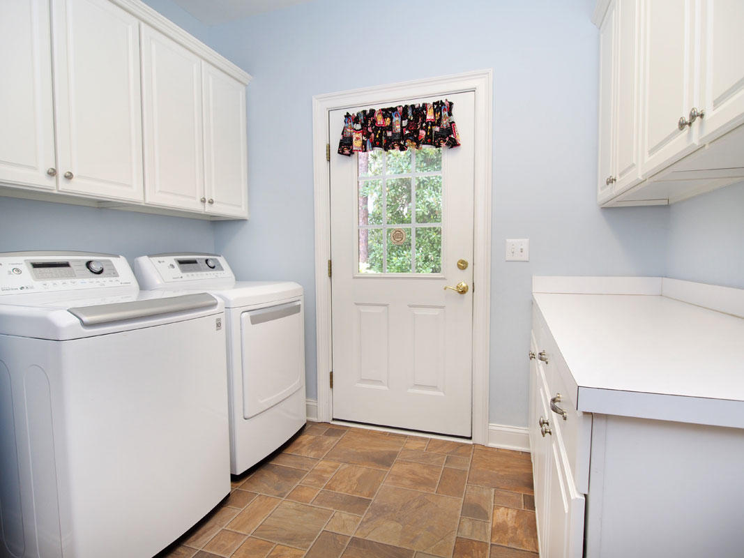 259 Hill Road Southern Pines, NC 28387 - Photo 24 of 59 laundry2