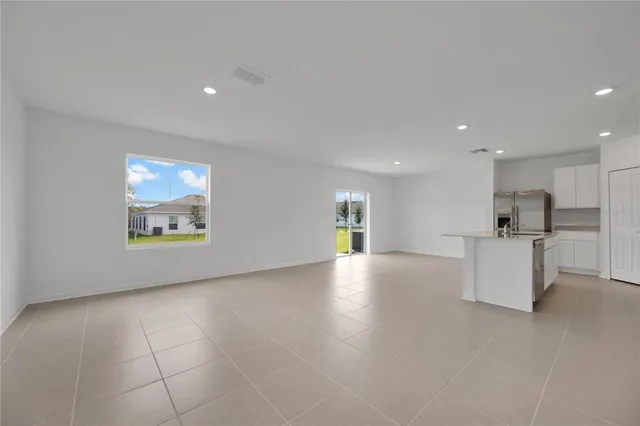 $2,200 | 3853 Corsican Lane, Lake Alfred, FL 33850