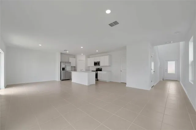 $2,200 | 3853 Corsican Lane, Lake Alfred, FL 33850