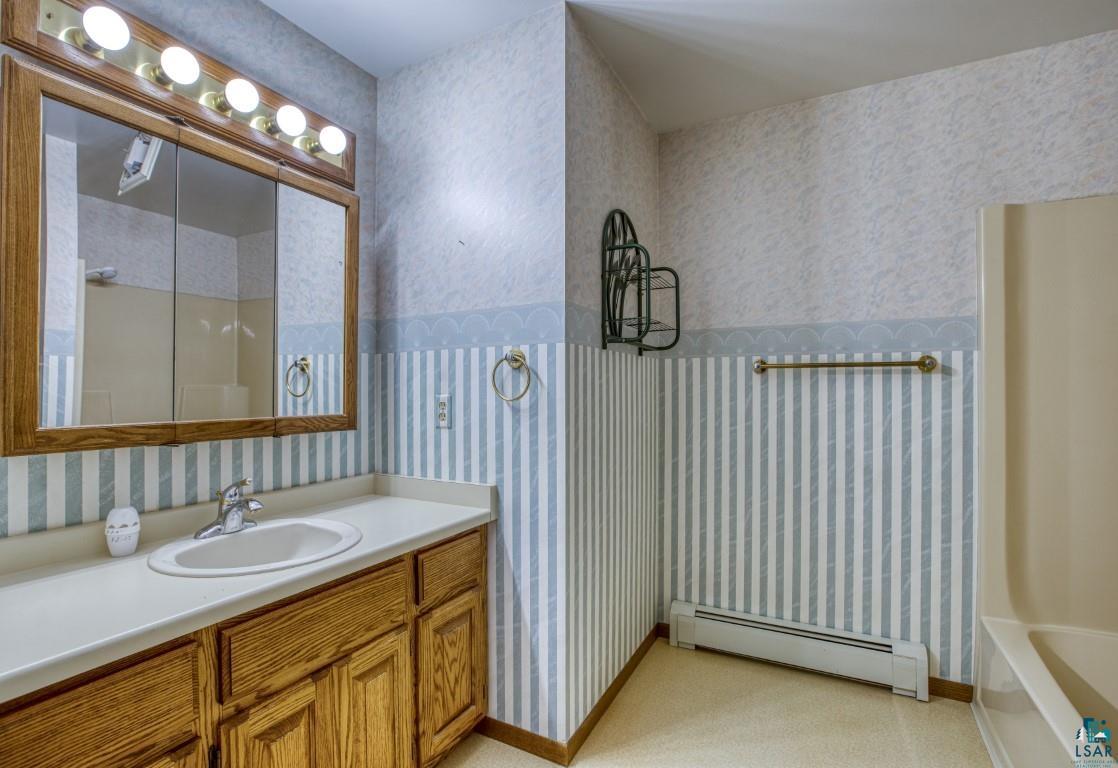 5652 Poulin Road Duluth, MN 55803 - Photo 12 of 40