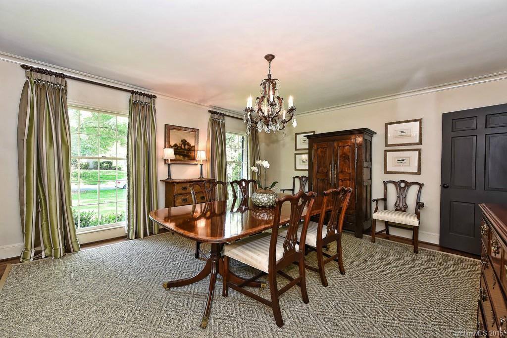 3118 Ferncliff Road Charlotte, NC 28211 - Photo 2 of 24 a dining room with furniture and window