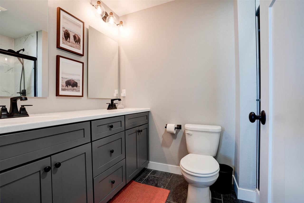 6725 J Street Southwest Cedar Rapids, IA 52404 - Photo 22 of 33 Gallery Image 22