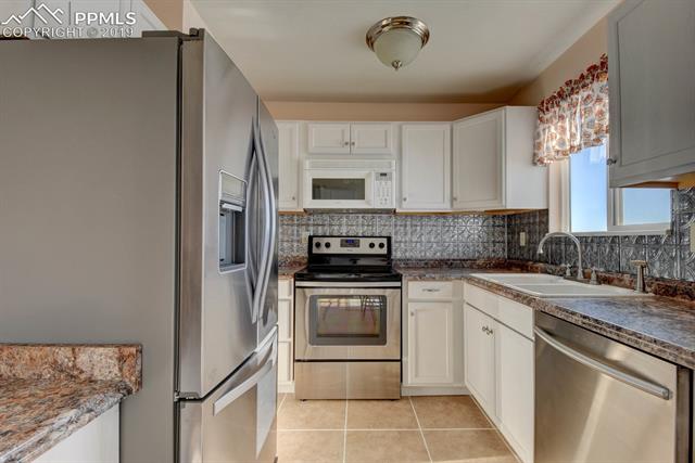 9735 Bar B Road Fountain, CO 80817 - Photo 12 of 30