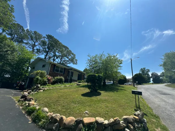 $2,100 | 3614 Chumley Lane, Chattanooga, TN 37415