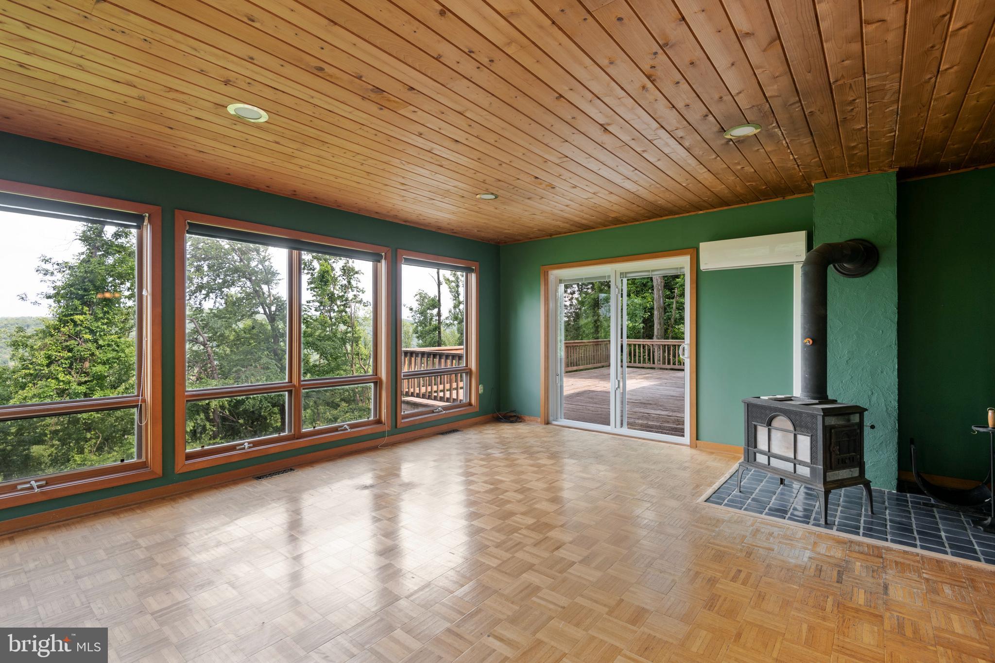 2796 Hill Road Reading, PA 19606 - Photo 12 of 56