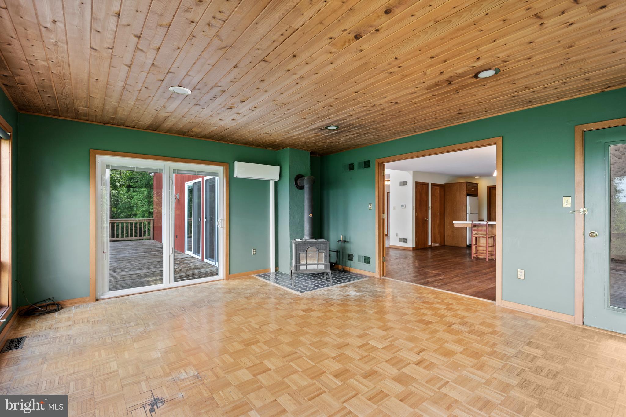 2796 Hill Road Reading, PA 19606 - Photo 13 of 56