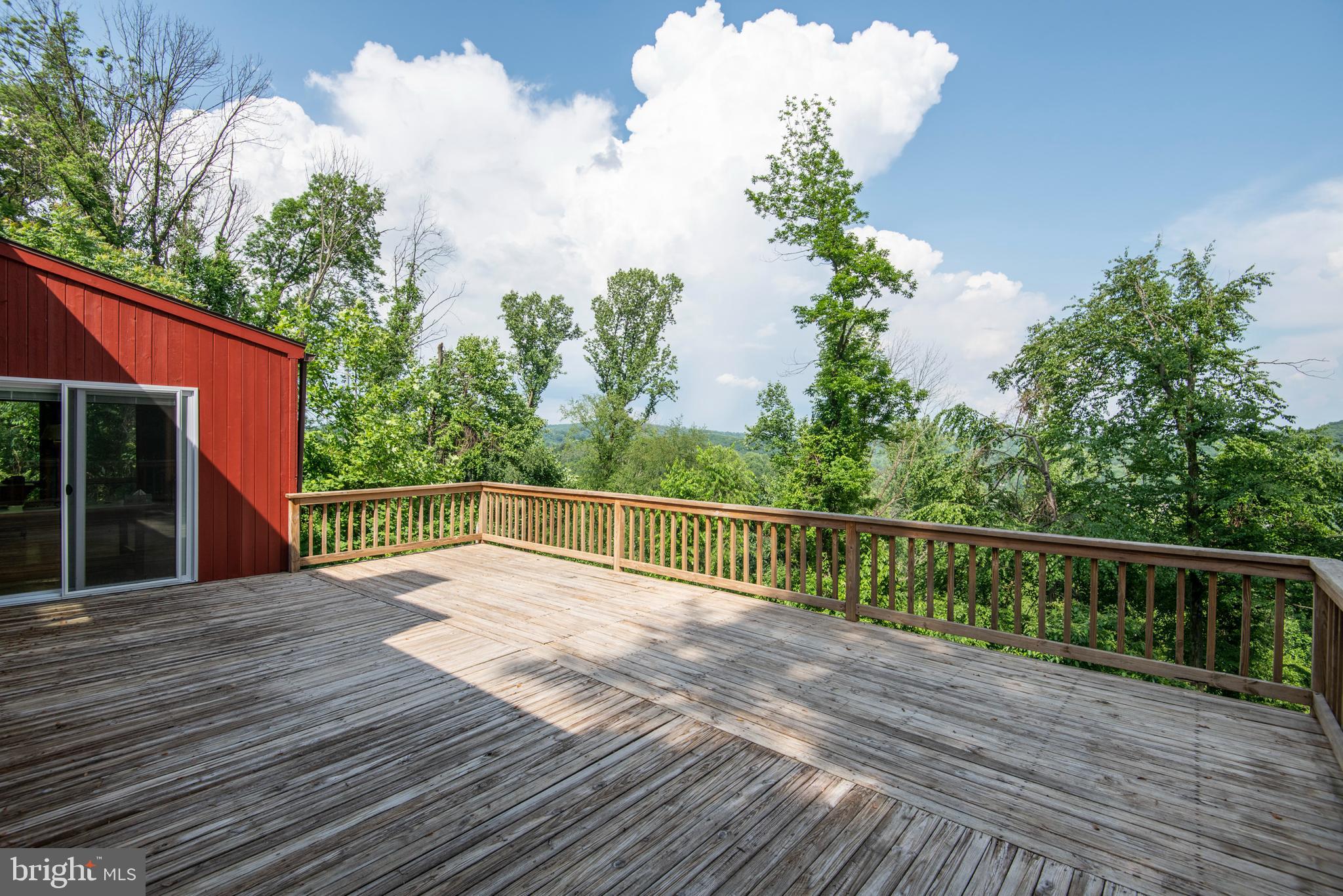 2796 Hill Road Reading, PA 19606 - Photo 16 of 56