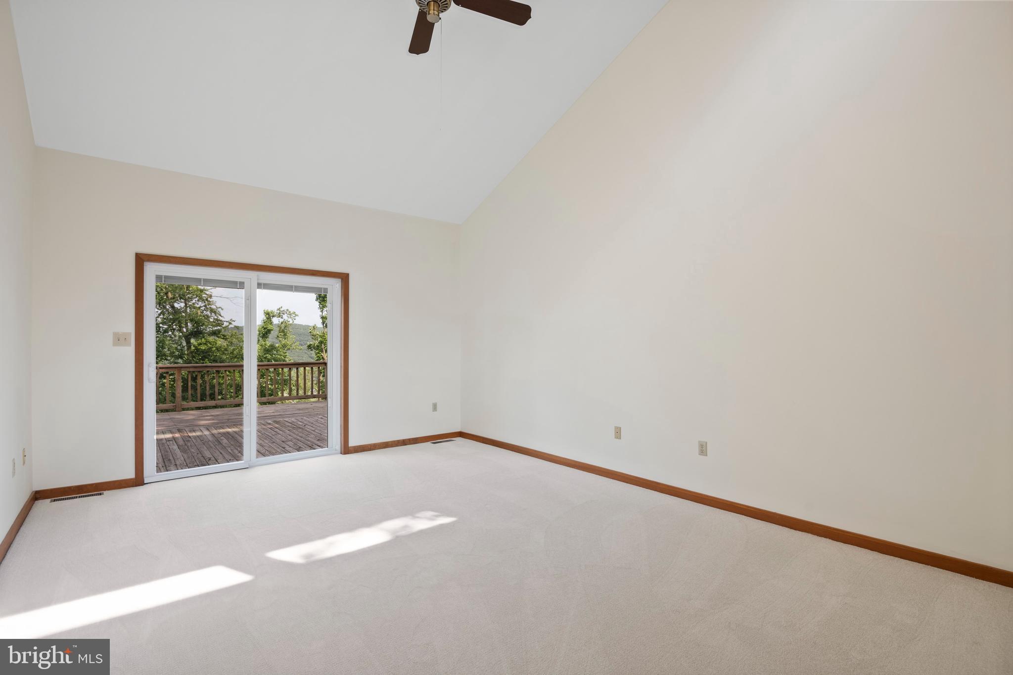 2796 Hill Road Reading, PA 19606 - Photo 19 of 56