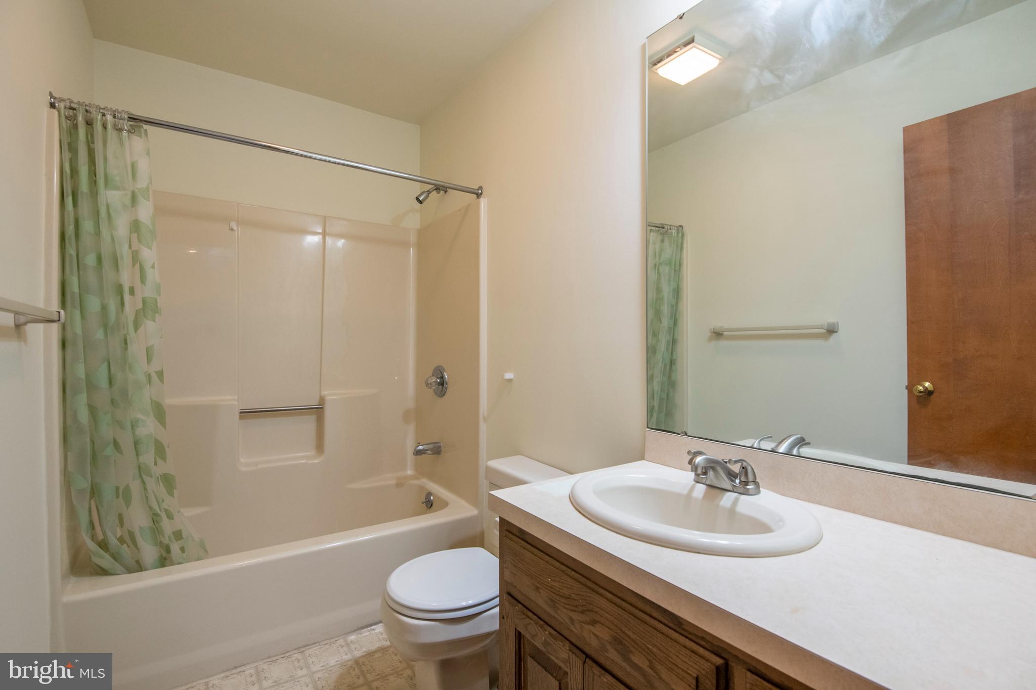 2796 Hill Road Reading, PA 19606 - Photo 31 of 56