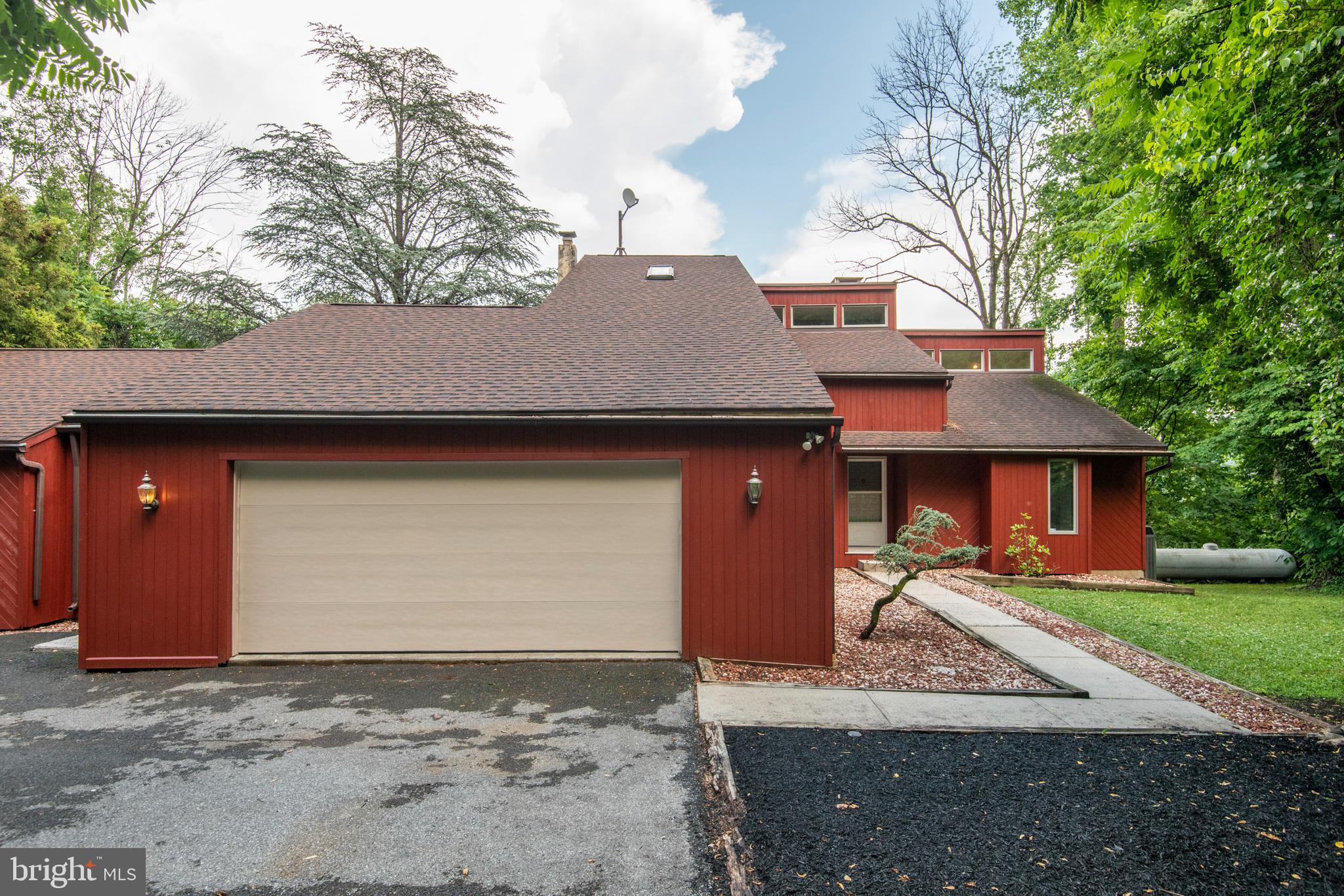 2796 Hill Road Reading, PA 19606 - Photo 48 of 56