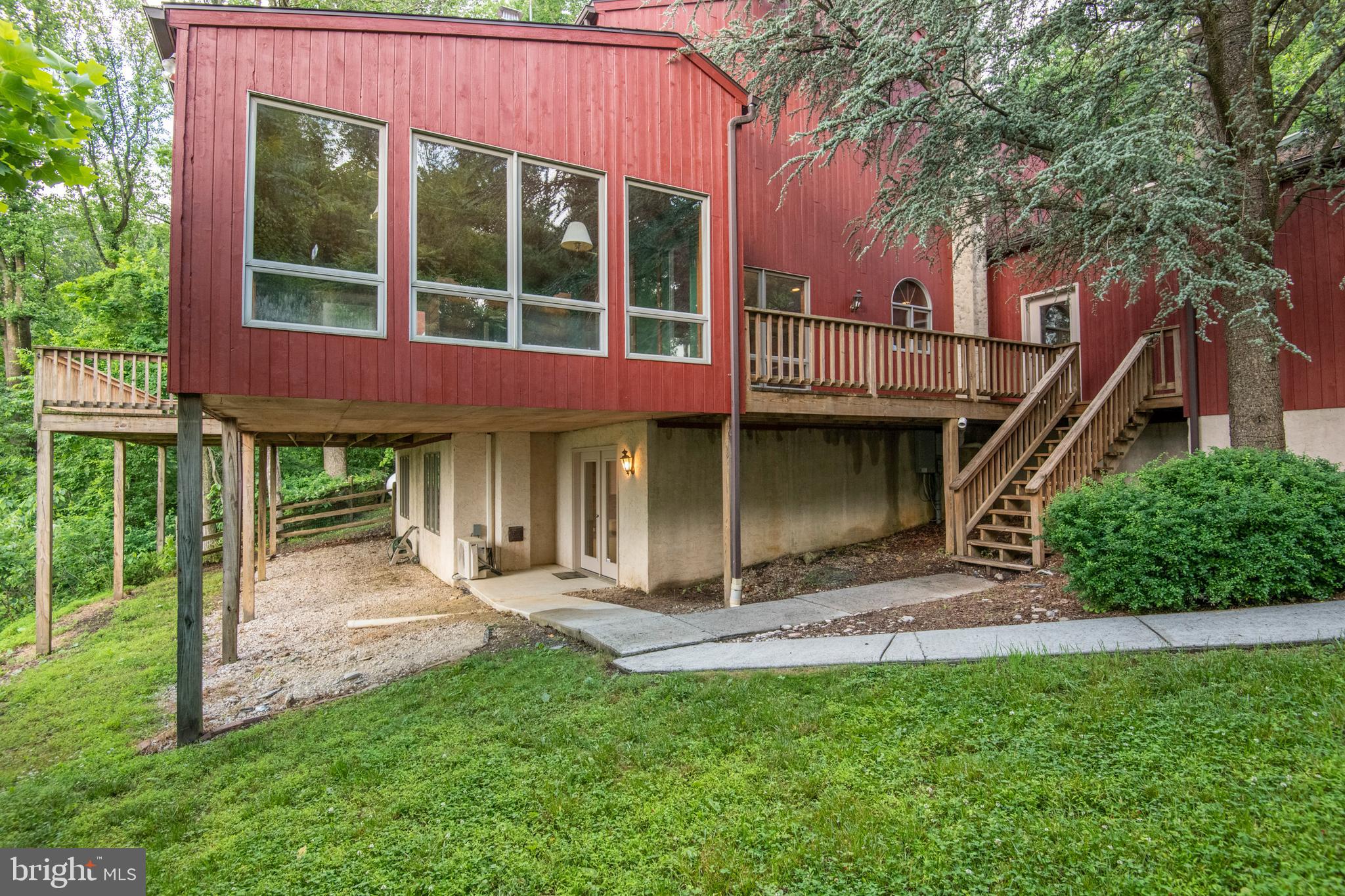 2796 Hill Road Reading, PA 19606 - Photo 53 of 56