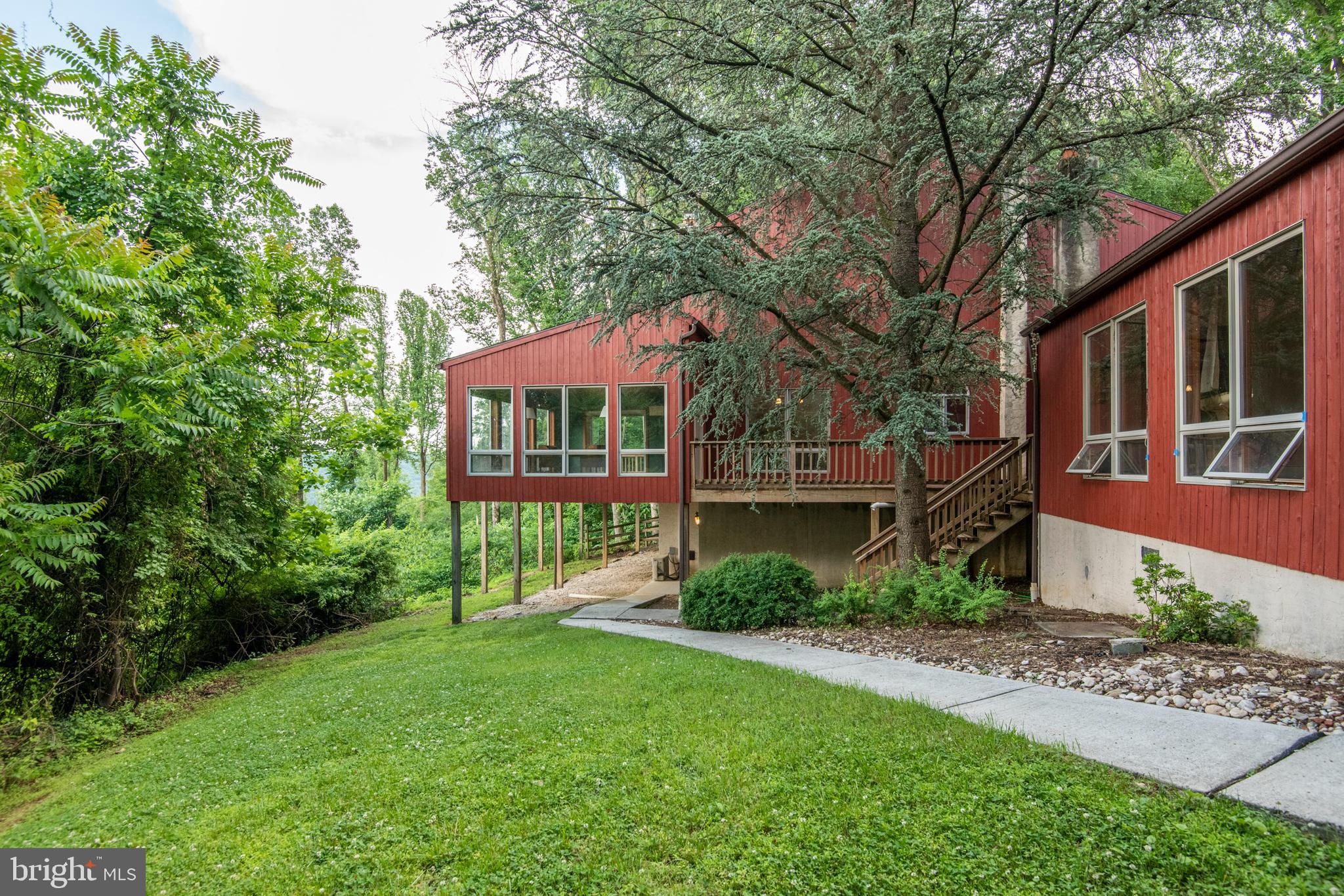 2796 Hill Road Reading, PA 19606 - Photo 55 of 56