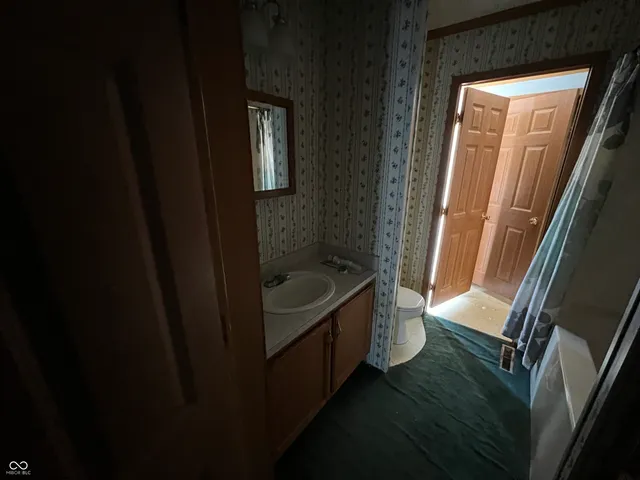 $1 | 267 East County Road 360 North, Anderson, IN 46012