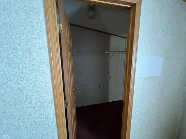 $1 | 267 East County Road 360 North, Anderson, IN 46012