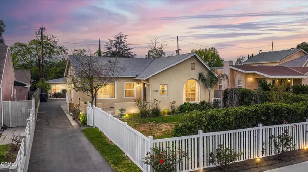 $1,395,000 | 1932 East Washington Boulevard, Pasadena, CA 91104