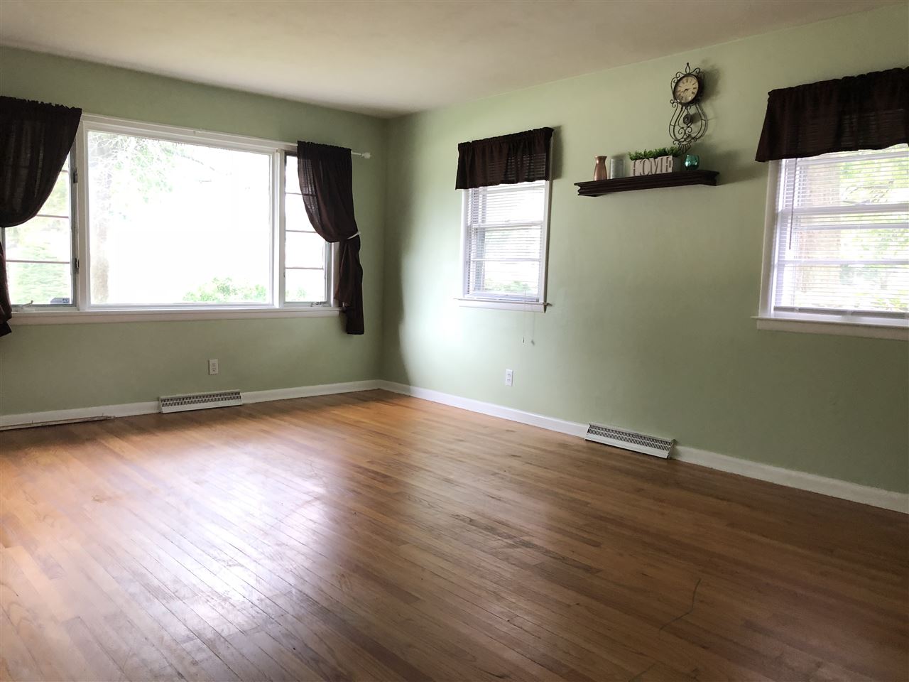 1823 Halsted Road Rockford, IL 61103 - Photo 3 of 24 Gallery Image 3