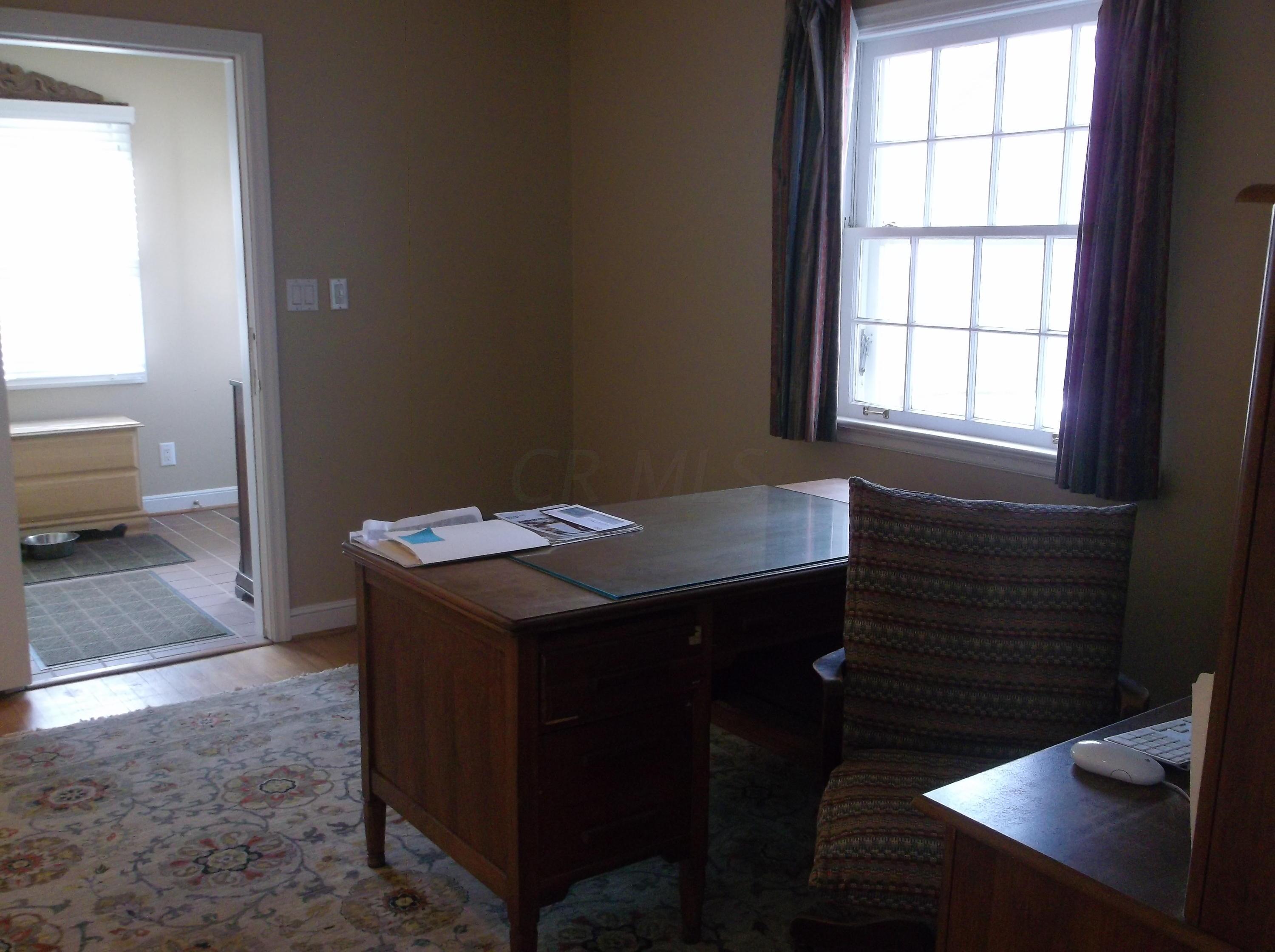 2627 Andover Road Columbus, OH 43221 - Photo 18 of 39