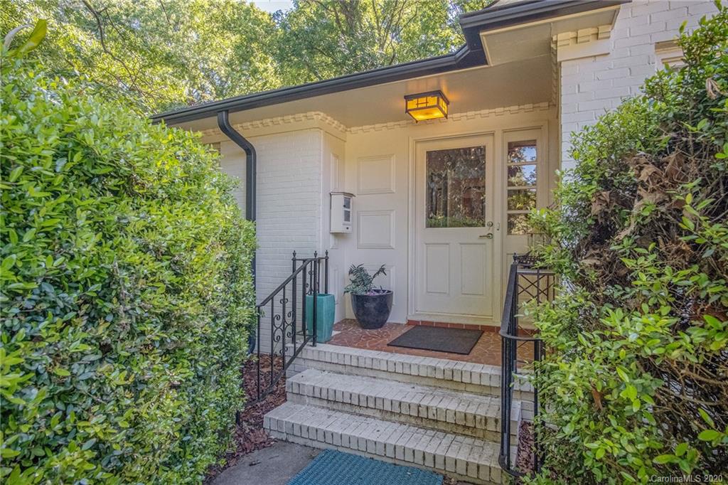 850 Longbow Road Charlotte, NC 28211 - Photo 4 of 35 Gallery Image 4