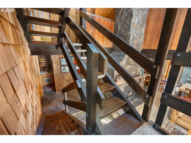 $299,999 | 70780 Bitter Root, Sisters, OR 97759