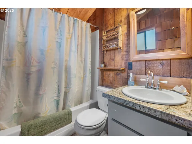 $299,999 | 70780 Bitter Root, Sisters, OR 97759