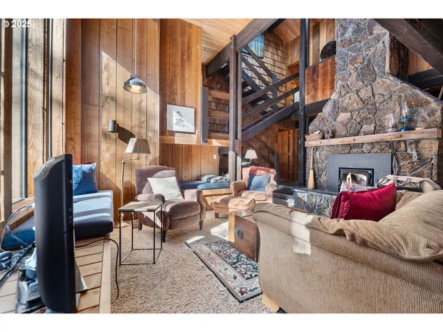 $299,999 | 70780 Bitter Root, Sisters, OR 97759