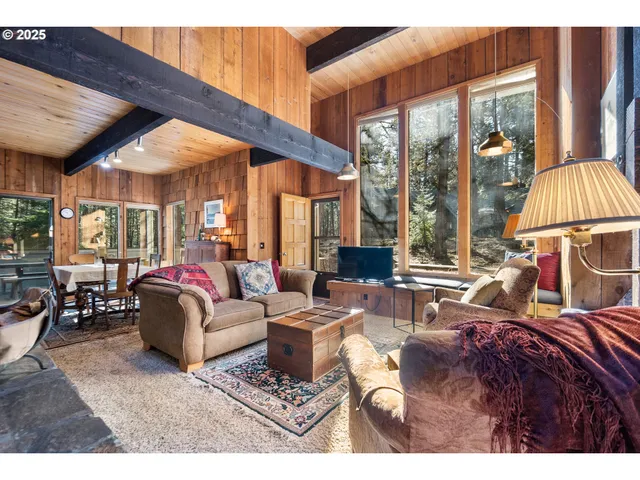 $299,999 | 70780 Bitter Root, Sisters, OR 97759