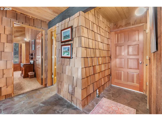 $299,999 | 70780 Bitter Root, Sisters, OR 97759