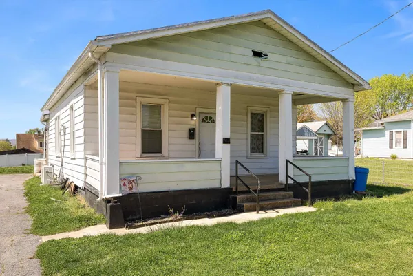 $160,000 | 505 8th Street, Shenandoah, VA 22849