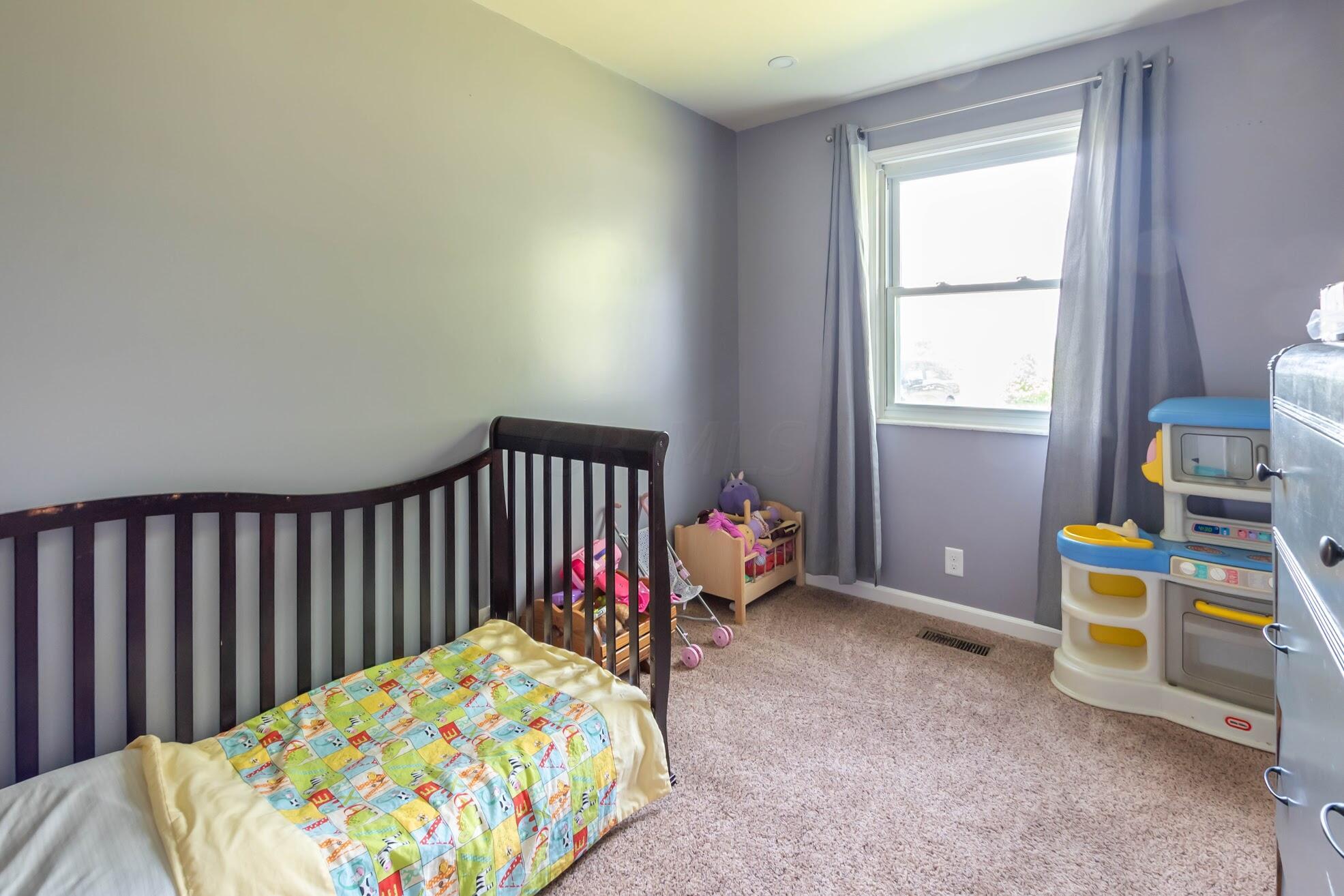 640 Titus Road Springfield, OH 45502 - Photo 10 of 23