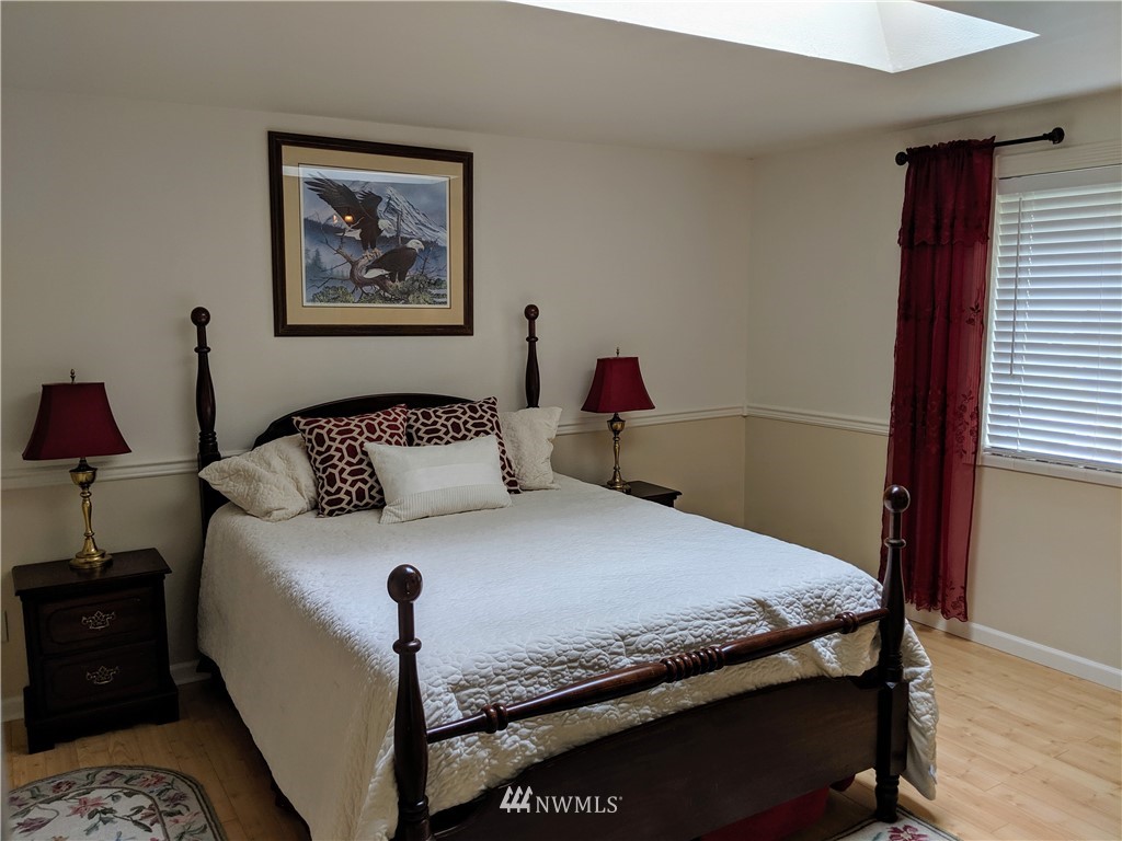 20903 33rd Avenue Southeast Bothell, WA 98021 - Photo 16 of 25