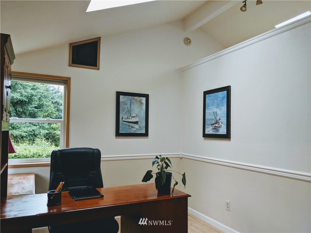 20903 33rd Avenue Southeast Bothell, WA 98021 - Photo 19 of 25