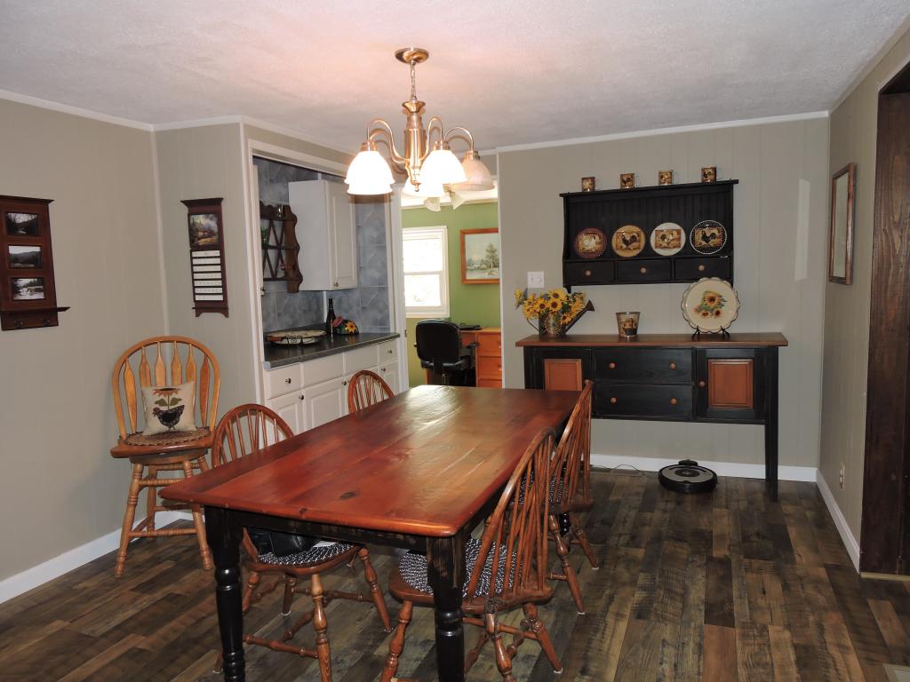 315 Raymond Road Chester, NH 03036 - Photo 4 of 29