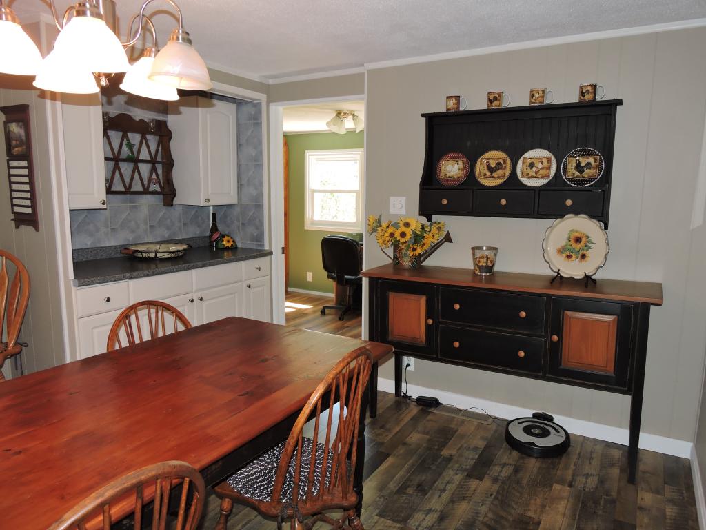 315 Raymond Road Chester, NH 03036 - Photo 5 of 29