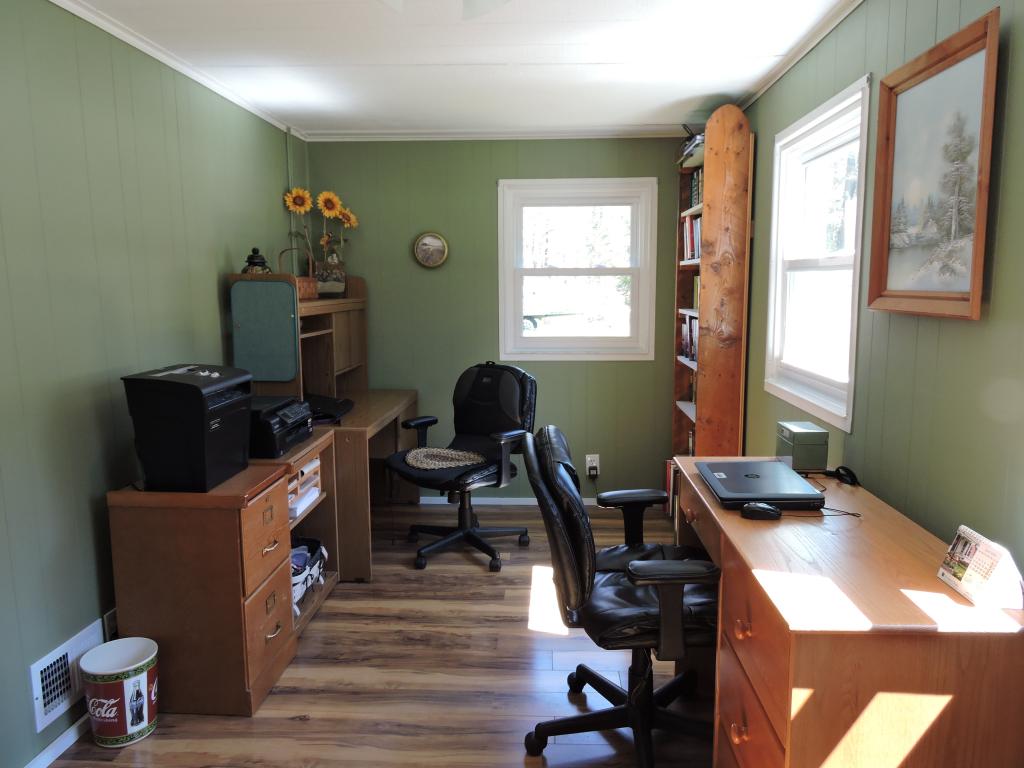 315 Raymond Road Chester, NH 03036 - Photo 9 of 29