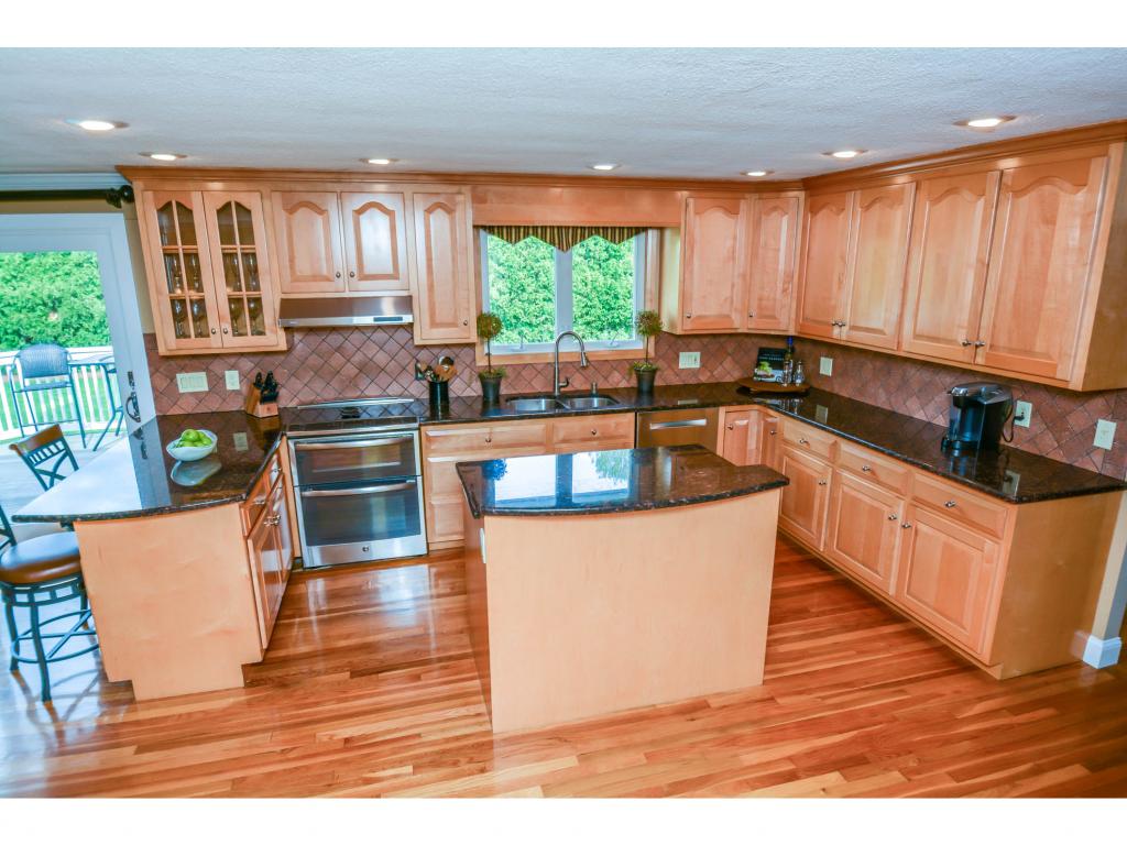 128 Zion Hill Road Salem, NH 03079 - Photo 4 of 24 Gallery Image 4