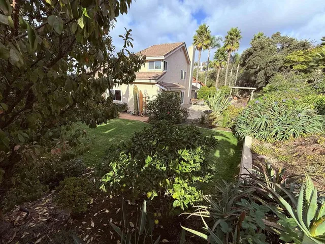 $5,995 | 3515 Calle Gavanzo, Carlsbad, CA 92009
