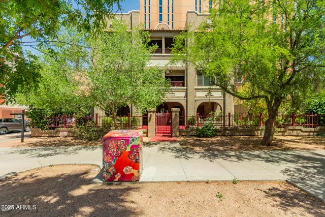 $417,500 | 387 North 2nd Avenue, Unit F2, Phoenix, AZ 85003