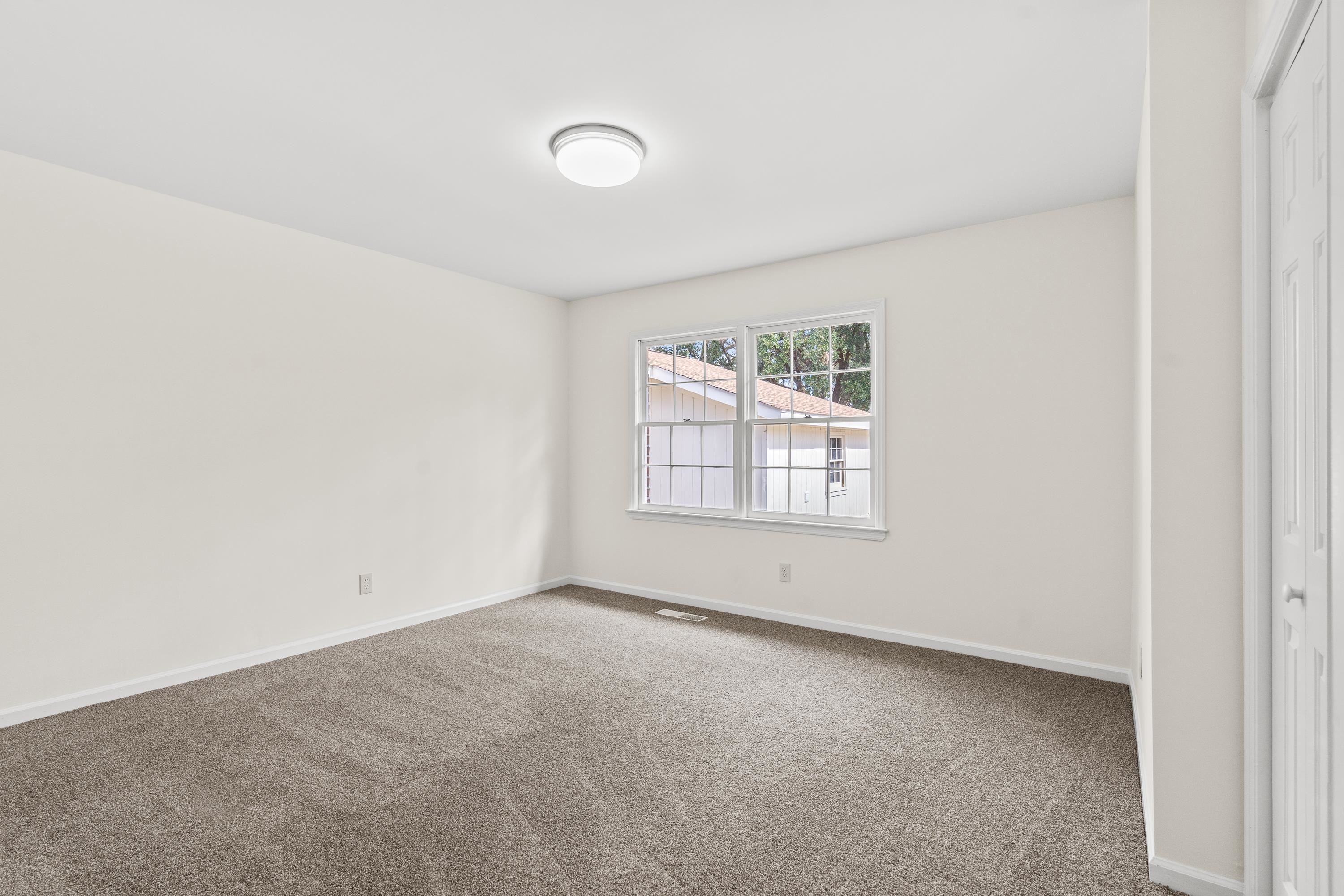 83 Pond Street Georgetown, SC 29440 - Photo 14 of 22