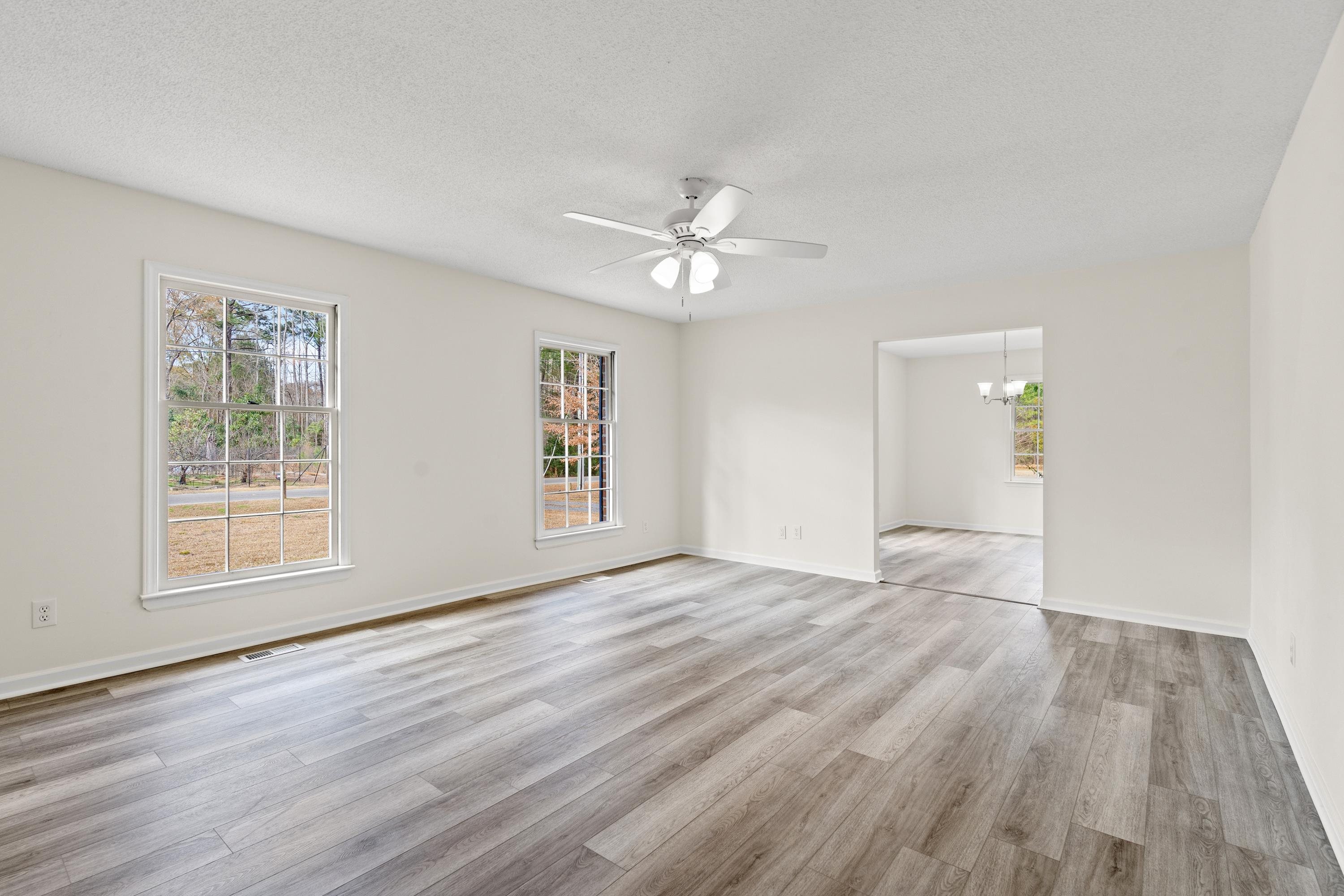 83 Pond Street Georgetown, SC 29440 - Photo 4 of 22