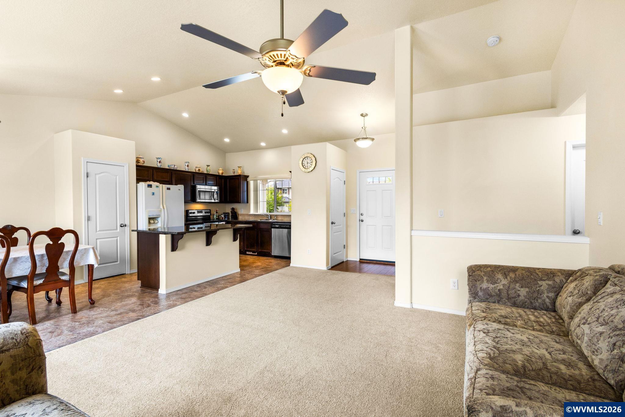 3090 Reed Avenue Woodburn, OR 97071 - Photo 8 of 29